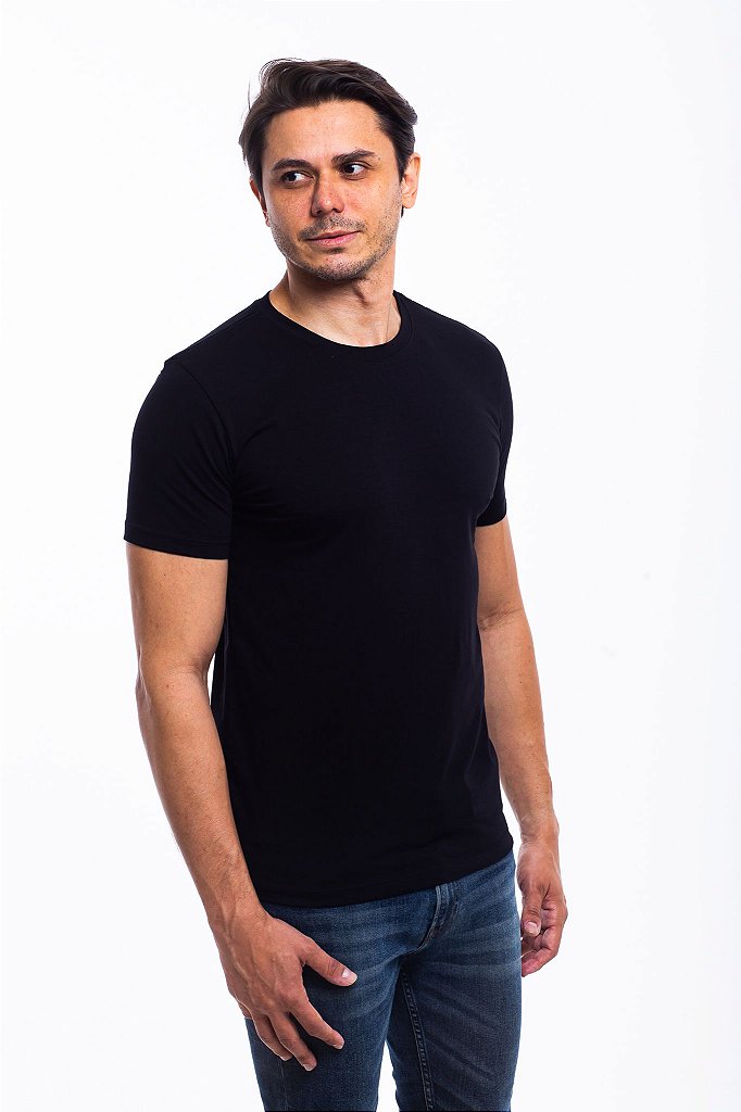 Camiseta Lisa Preto
