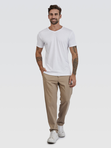 Camiseta Básica Gola V Branco
