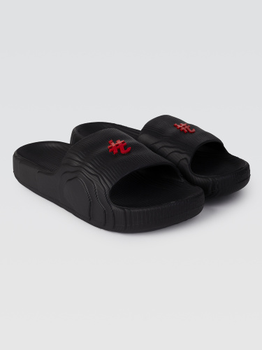 Chinelo Nuvem Adventure Preto Brasão Red