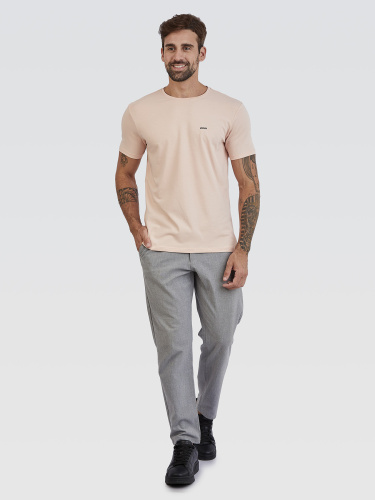 Camiseta Básica Rosê Logo Preto