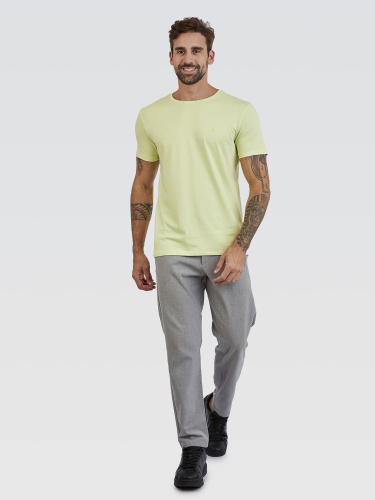 Camiseta Básica Verde Limão Brasão