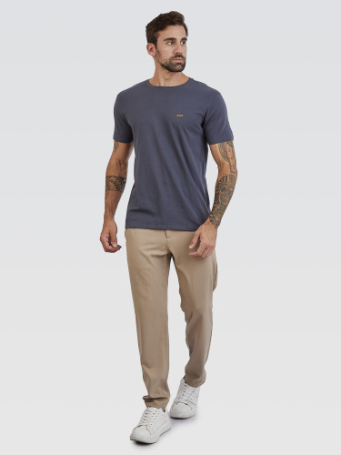 Camiseta Básica Chumbo Logo Neon Laranja