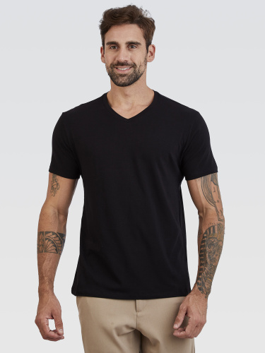 Camiseta Básica Gola V Preto